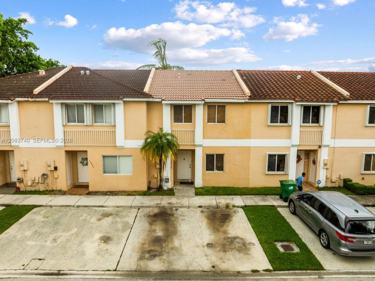 13975 SW 179th St, Miami, FL 33177