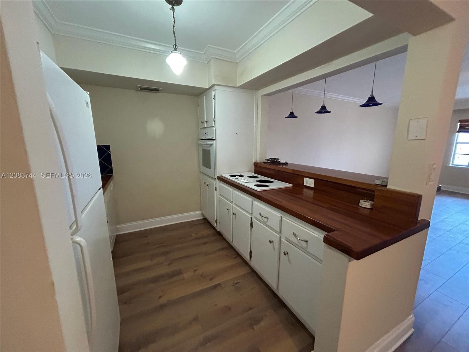 11855 NE 19th Dr # 47, North Miami, FL 33181 photo 4
