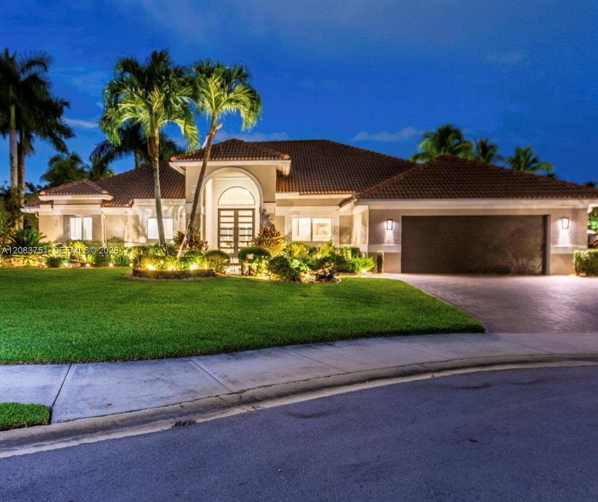 1165 Manor Ct, Weston, FL 33326 photo 2