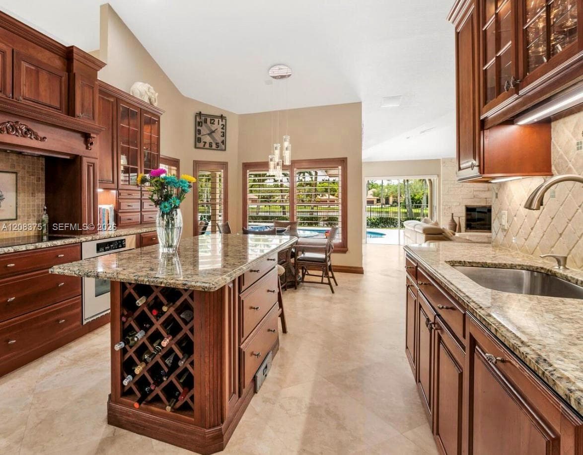 1165 Manor Ct, Weston, FL 33326 photo 9