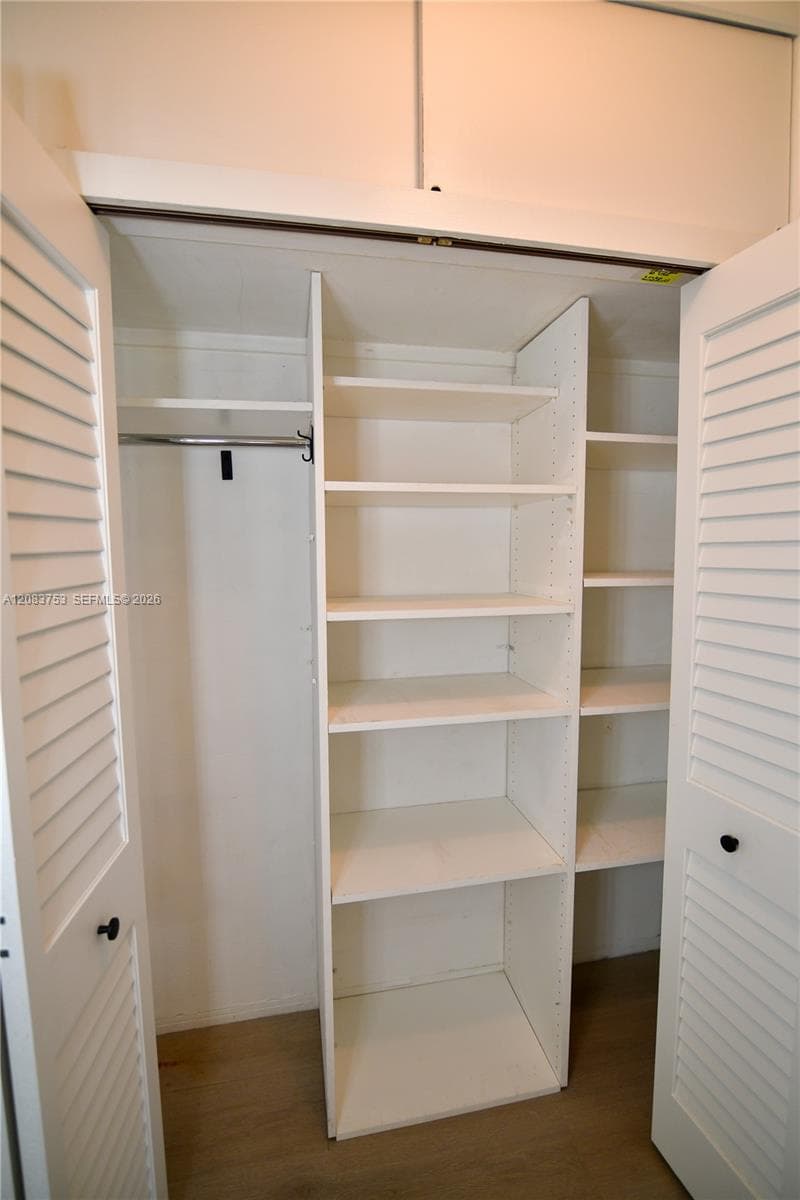 65 W Washington Ave # 26, Miami Beach, FL 33139 photo 7