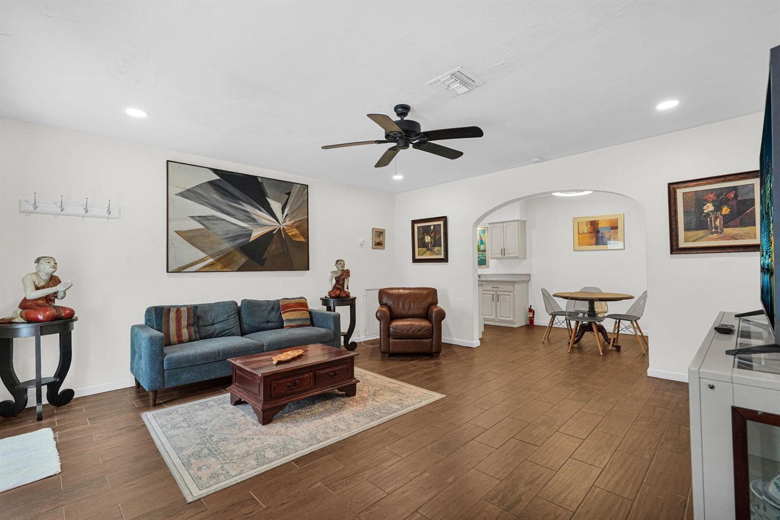 300 S Riverside Drive, Pompano Beach, FL 33062 photo 7