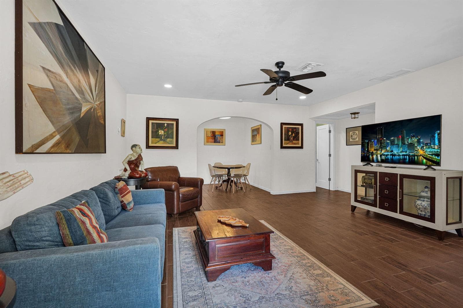 300 S Riverside Drive, Pompano Beach, FL 33062 photo 4