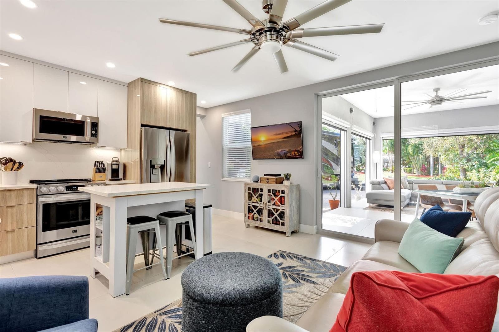 397 SUNDIAL Circle # 397, Margate, FL 33068 photo 6