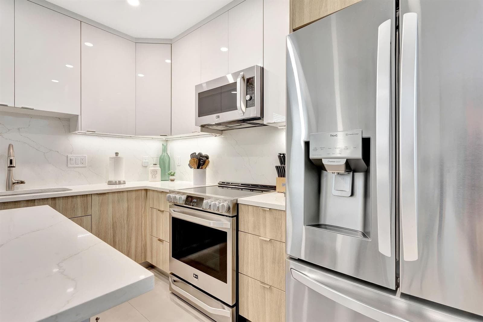 397 SUNDIAL Circle # 397, Margate, FL 33068 photo 8