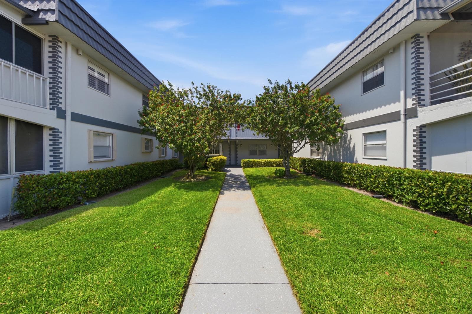273 Saxony F, Delray Beach, FL 33446 photo 3