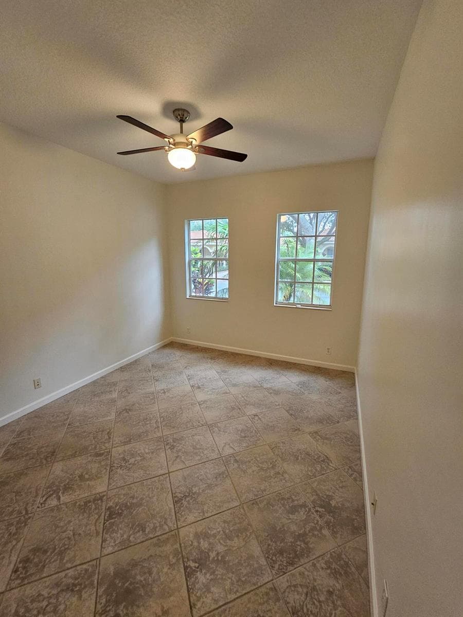 121 PALMFIELD Way, Jupiter, FL 33458 photo 9