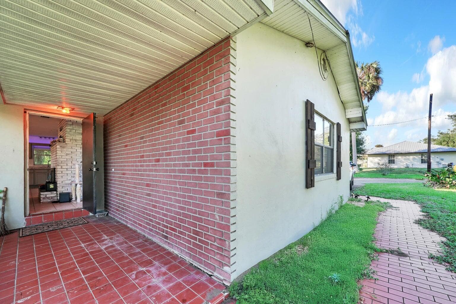 1031 SW 24th Avenue, Okeechobee, FL 34974 photo 8