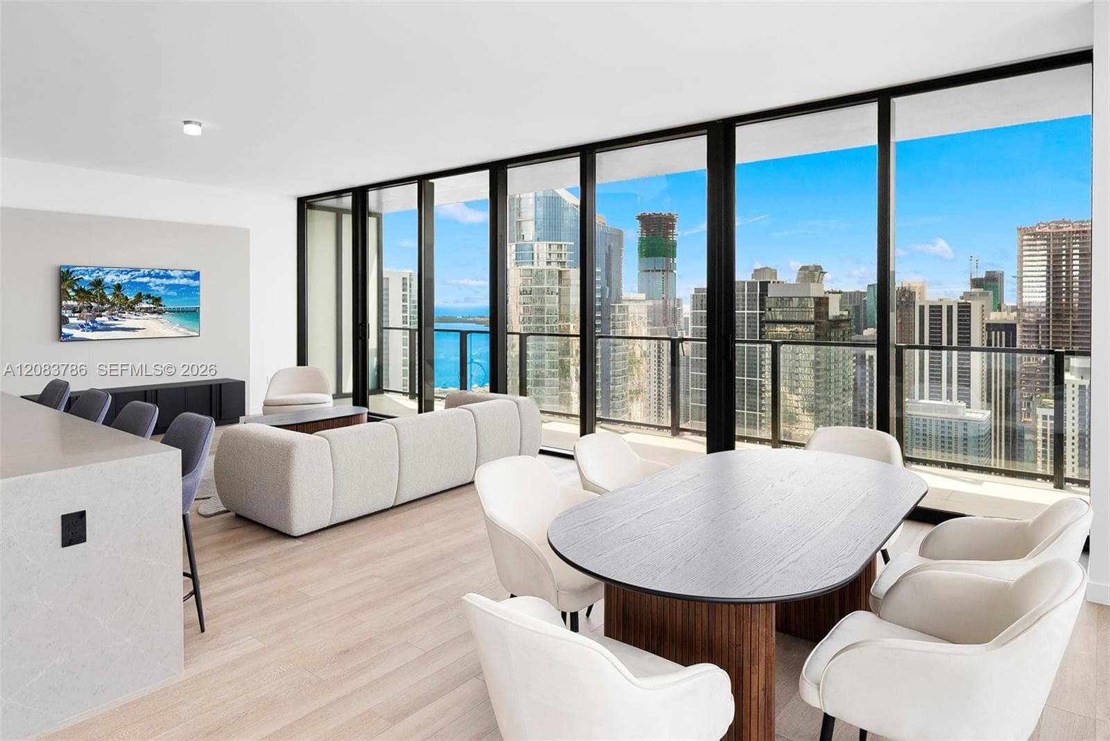 20 NE 11 Street # 5204, Miami Beach, FL 33139 photo 2