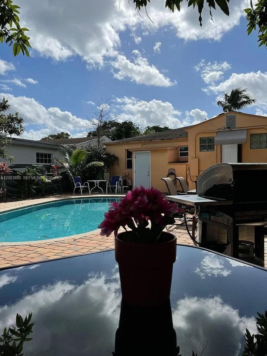 1721 Mayo St, Hollywood, FL 33020 photo 3