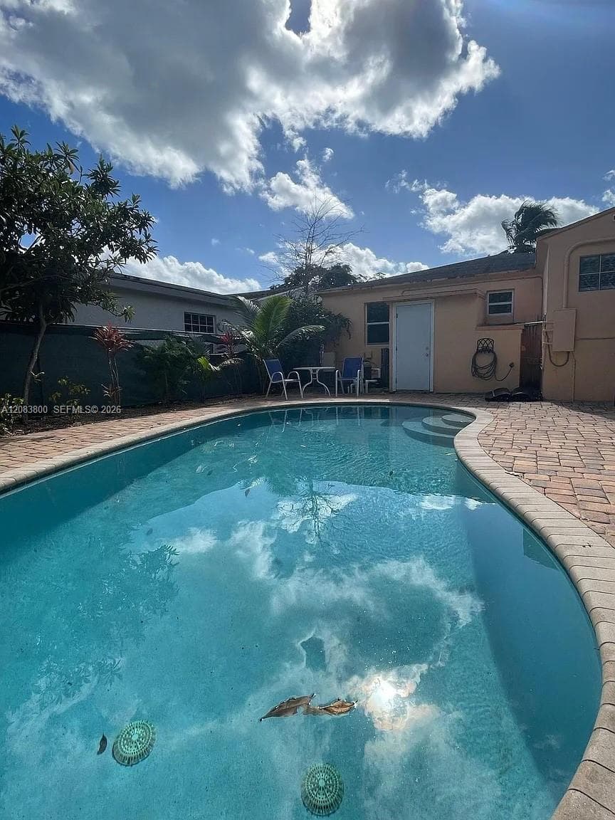 1721 Mayo St, Hollywood, FL 33020