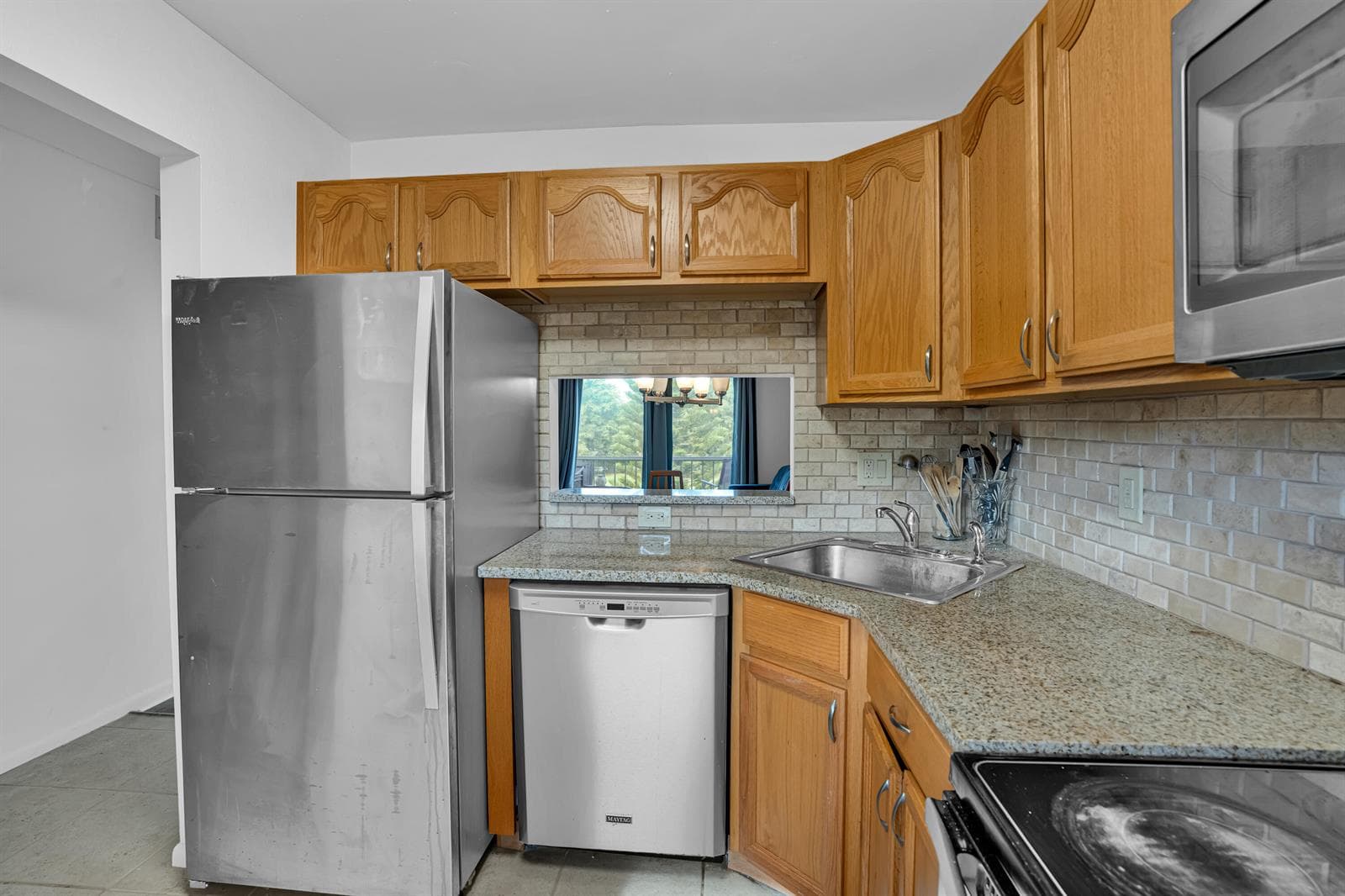 8400 LAGOS DE CAMPO Boulevard # 305, Tamarac, FL 33321 photo 3