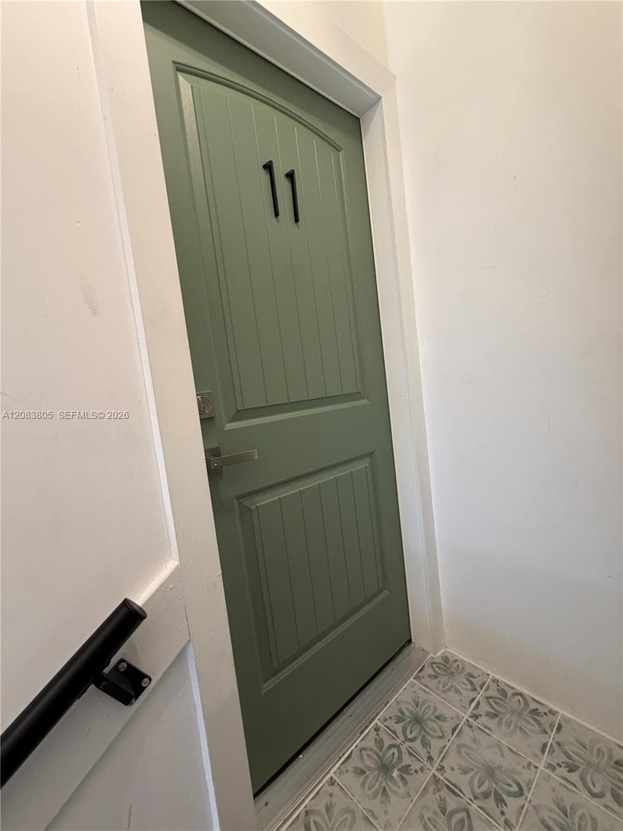 817 Tyler St # 11, Hollywood, FL 33019 photo 12