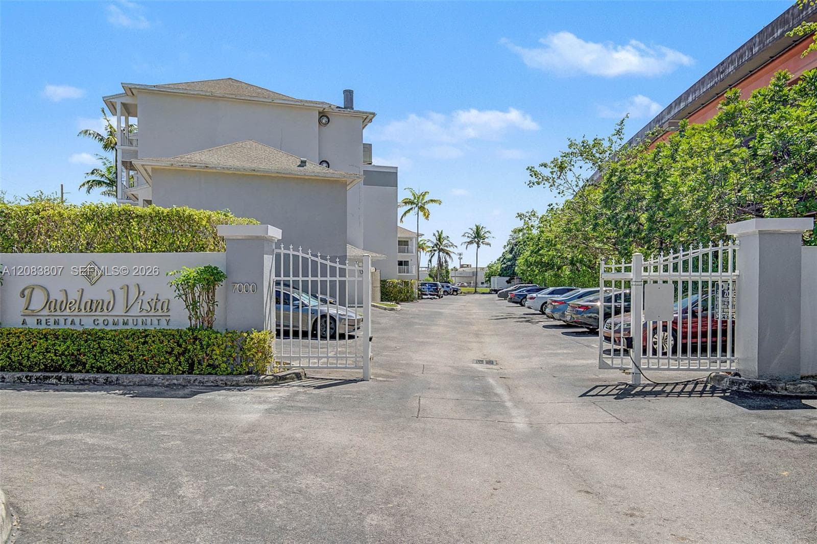 7000 SW 80th St # 101, Miami, FL 33143 photo 6