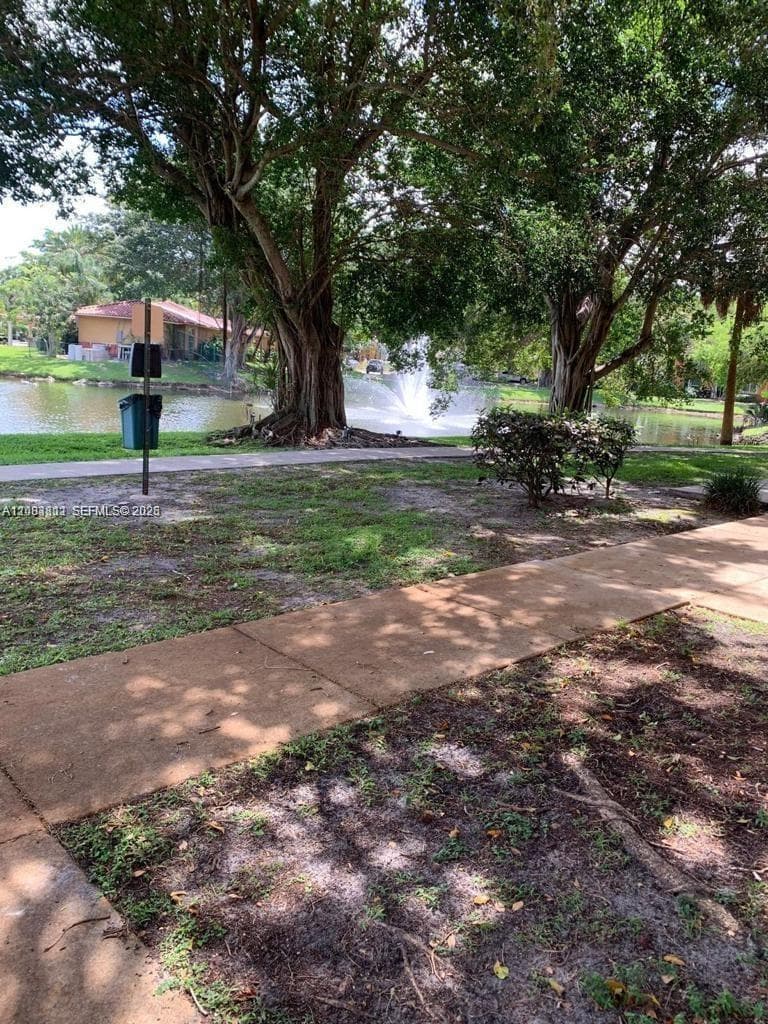 10765 Cleary Blvd # 203, Plantation, FL 33324