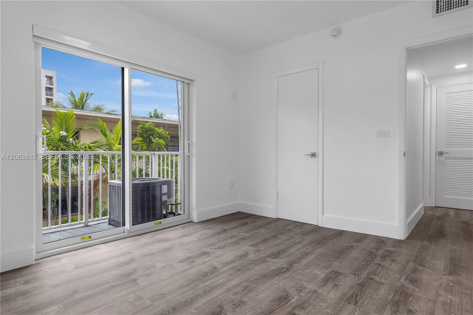 2300 SW 3rd Ave # 12A, Miami, FL 33129 photo 4