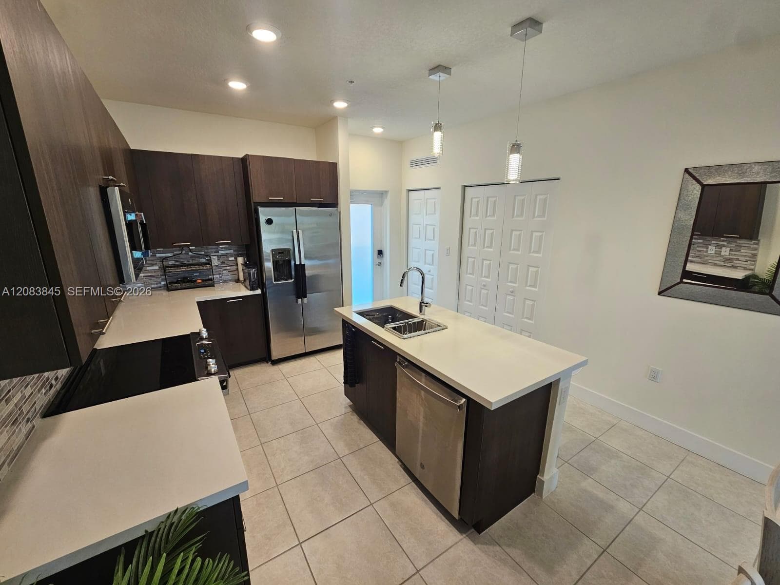 8301 NW 41st St # B-402, Doral, FL 33166 photo 3
