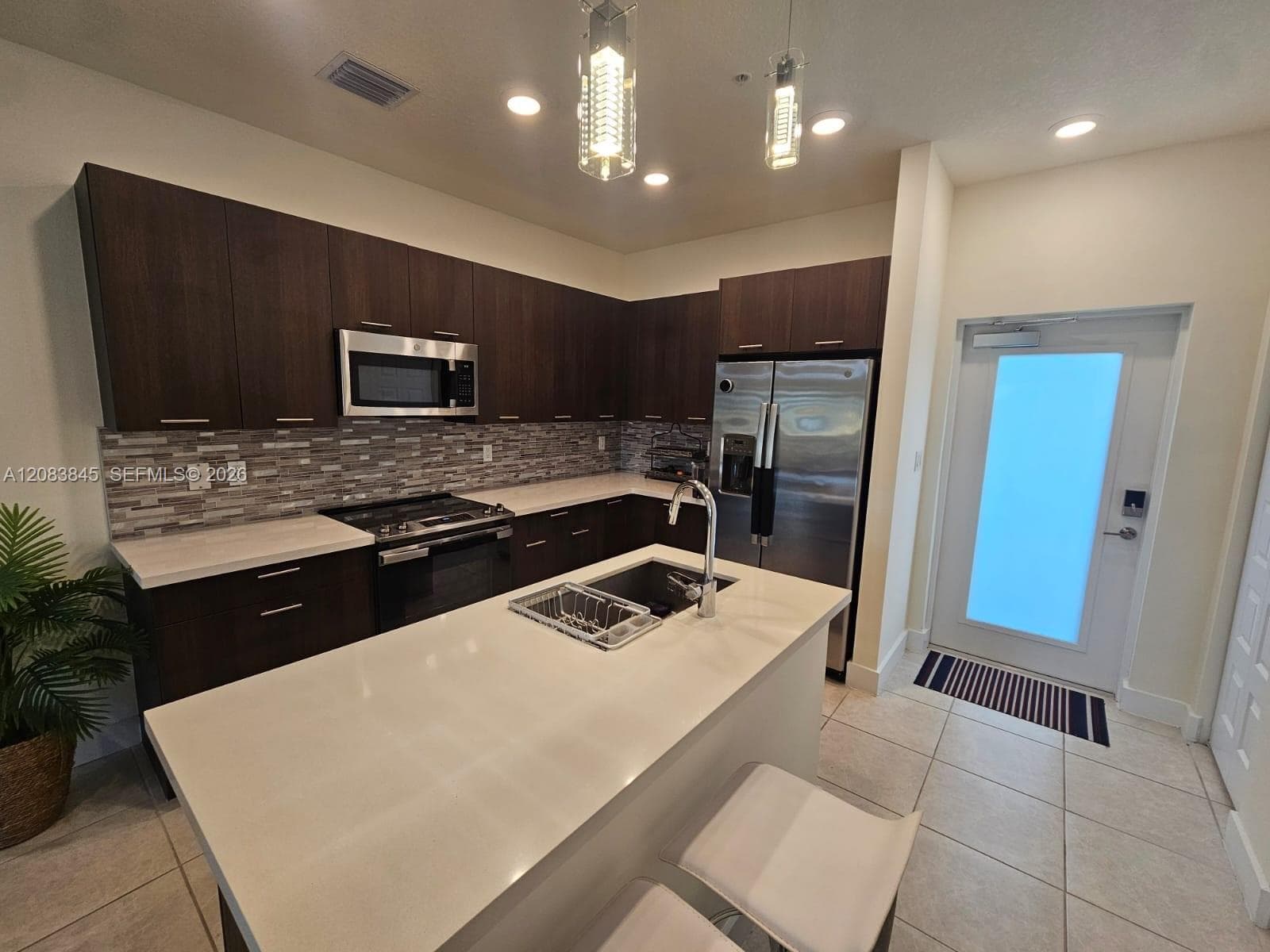 8301 NW 41st St # B-402, Doral, FL 33166