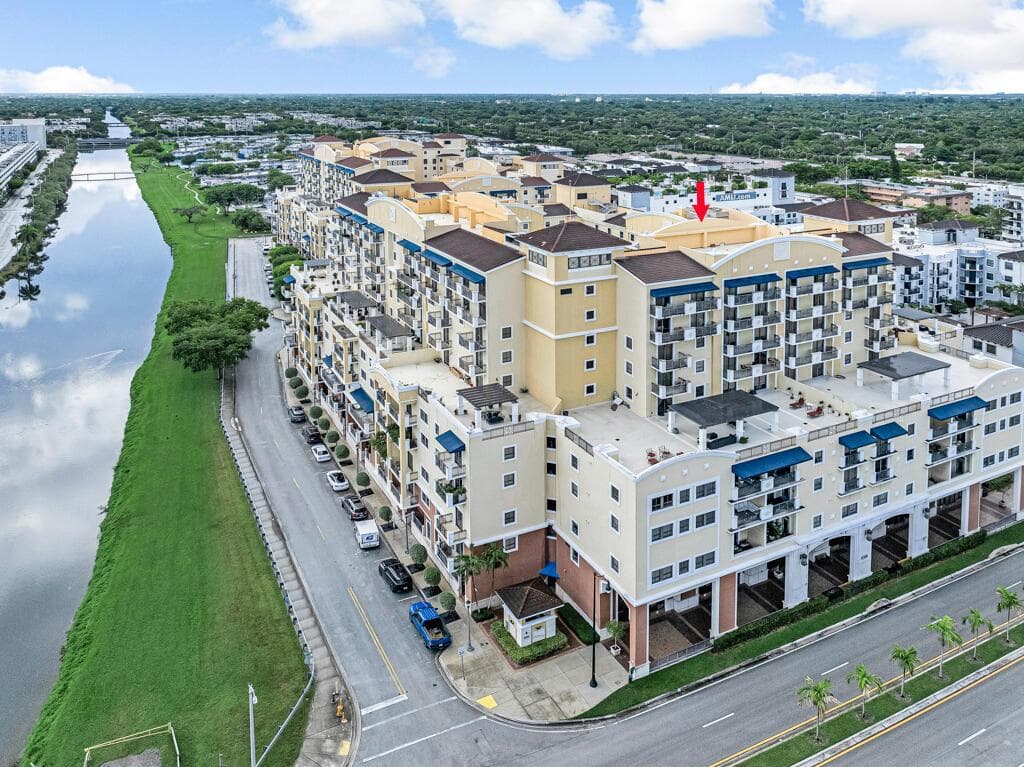 8390 SW 72ND Avenue # 303, Miami, FL 33143