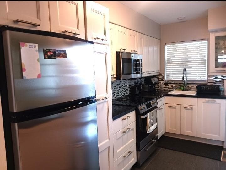 141 NE 10TH Avenue # 20B, Hallandale Beach, FL 33009 photo 4