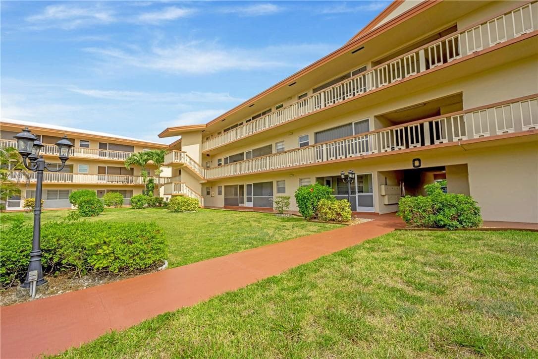 5300 Washington Street # 108d, Hollywood, FL 33021