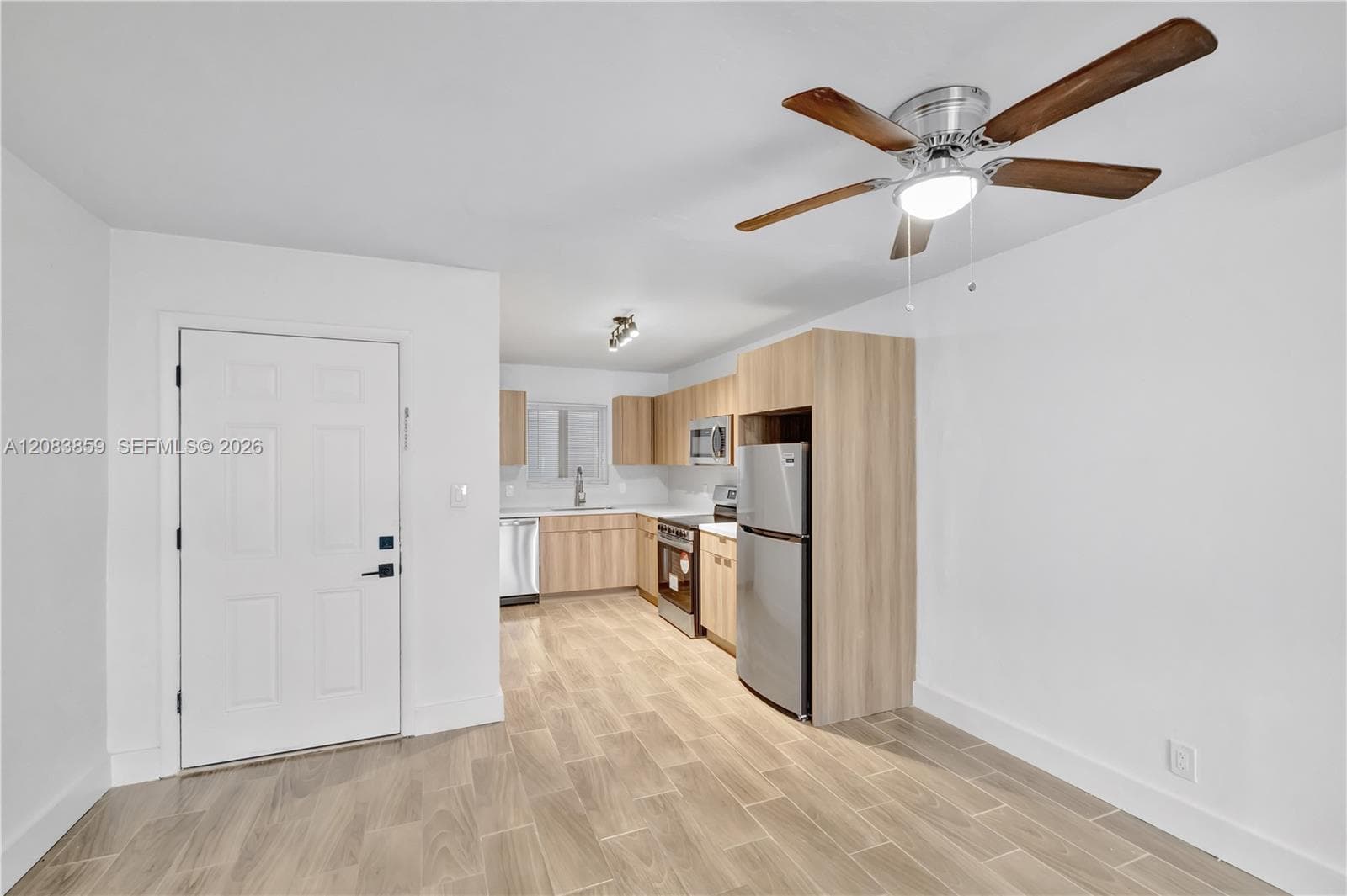 1939 Jefferson St # 103, Hollywood, FL 33020 photo 4
