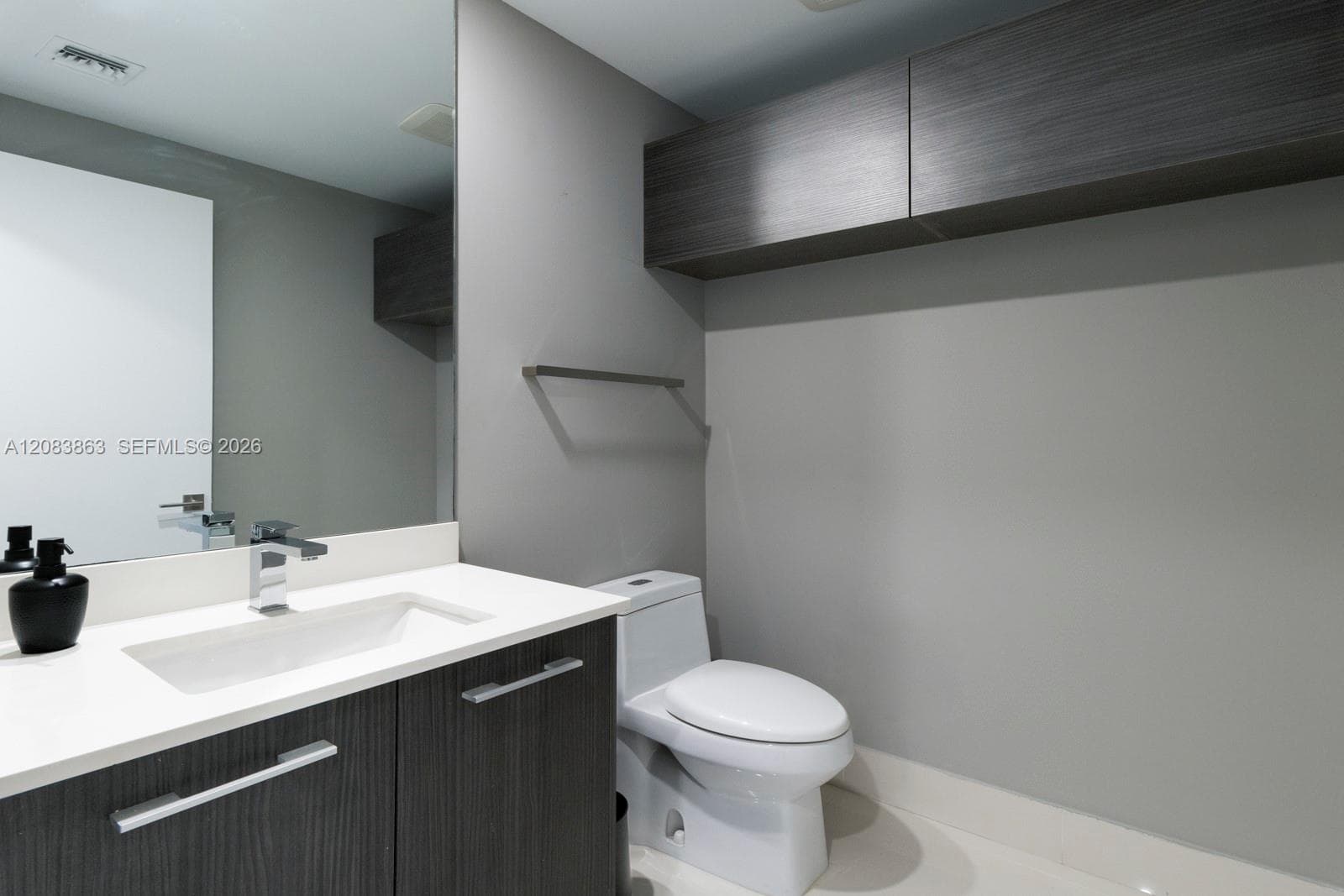 55 SW 9th St # 3010, Miami, FL 33130 photo 8