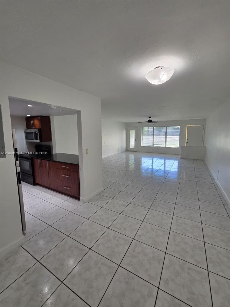 1885 NE 121st St # 8, North Miami, FL 33181 photo 3