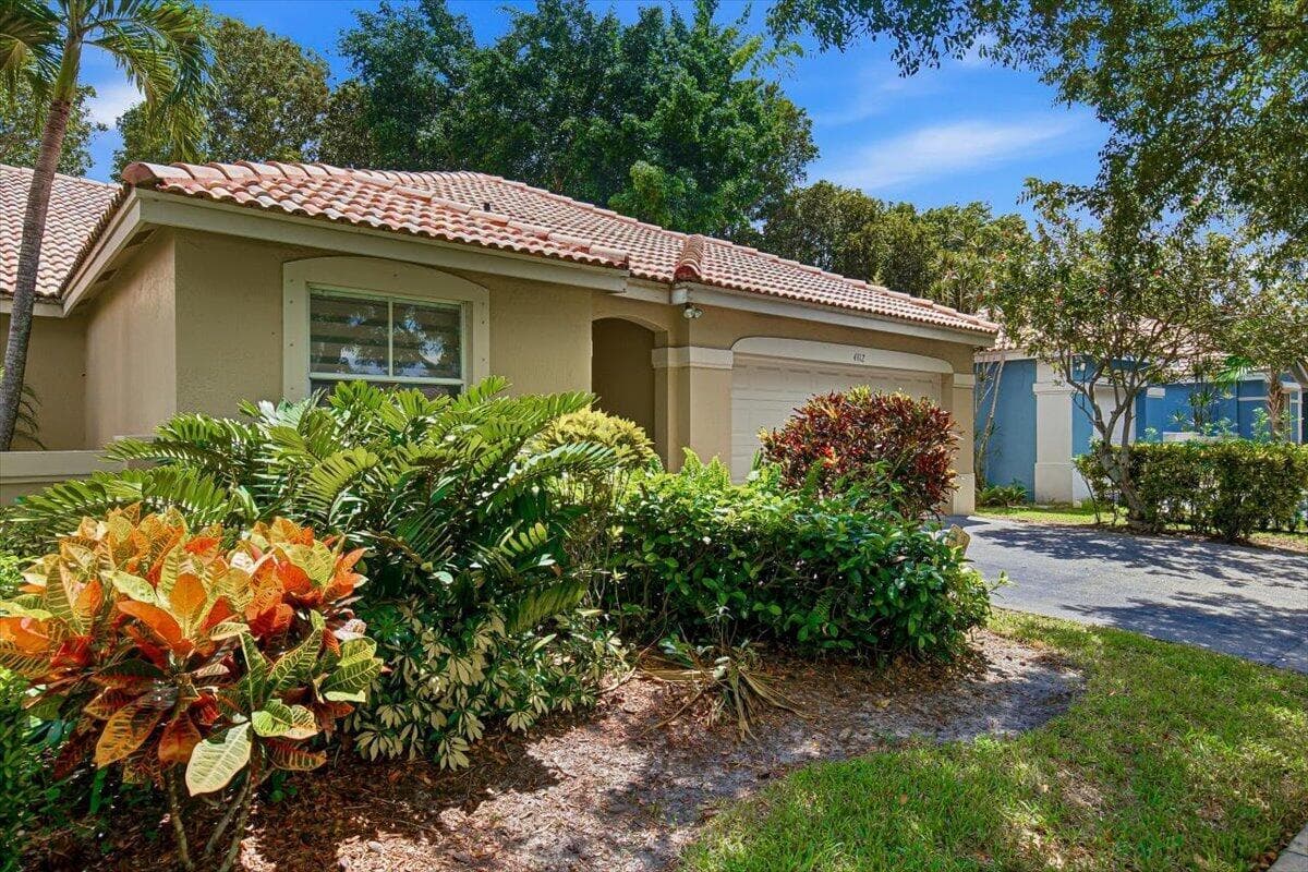 4112 Pine Ridge Lane, Weston, FL 33331 photo 2