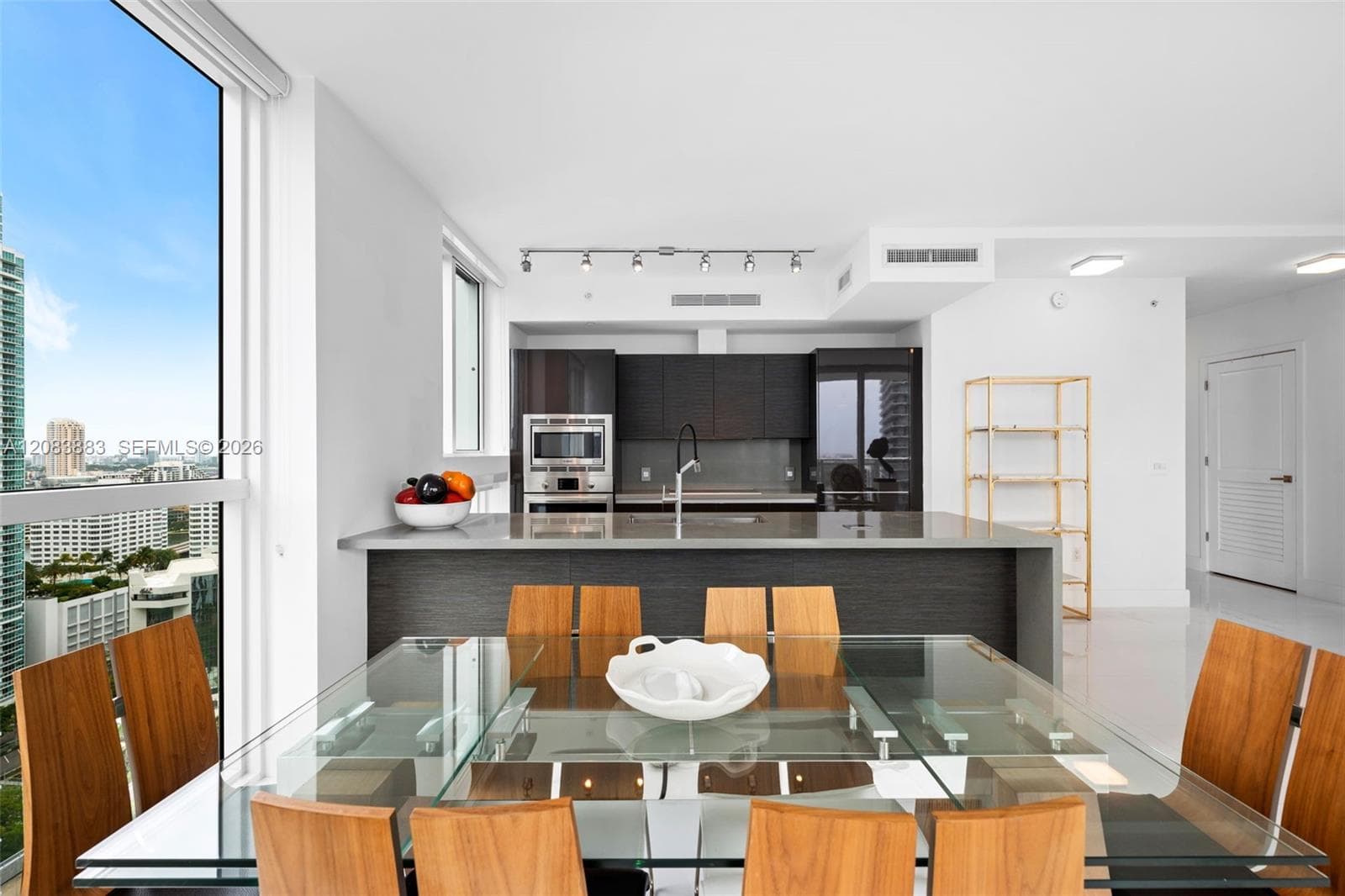 1080 Brickell Ave # 2509, Miami, FL 33131 photo 4