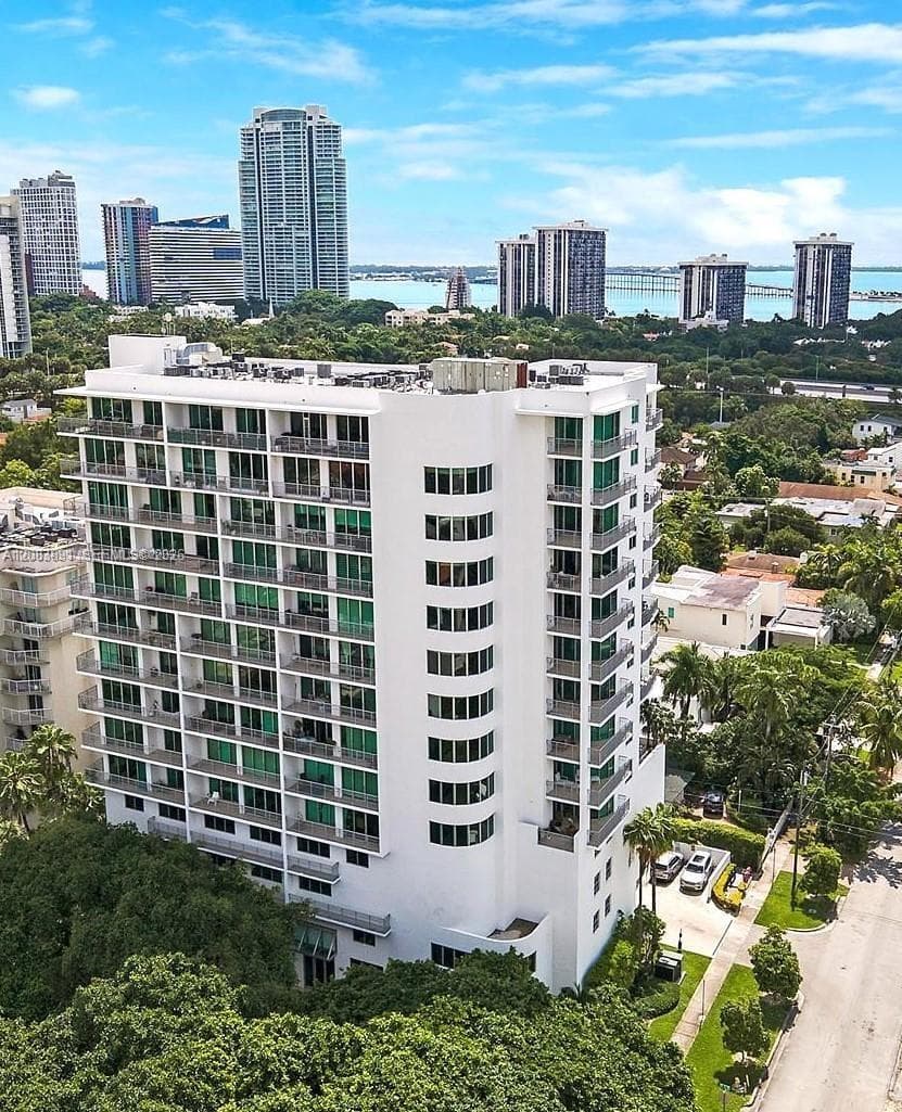 2021 SW 3rd Ave # 1102, Miami, FL 33129 photo 2