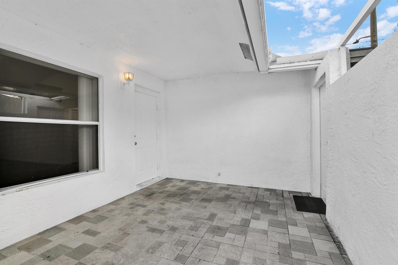13978 Folkestone Circle, Wellington, FL 33414 photo 3