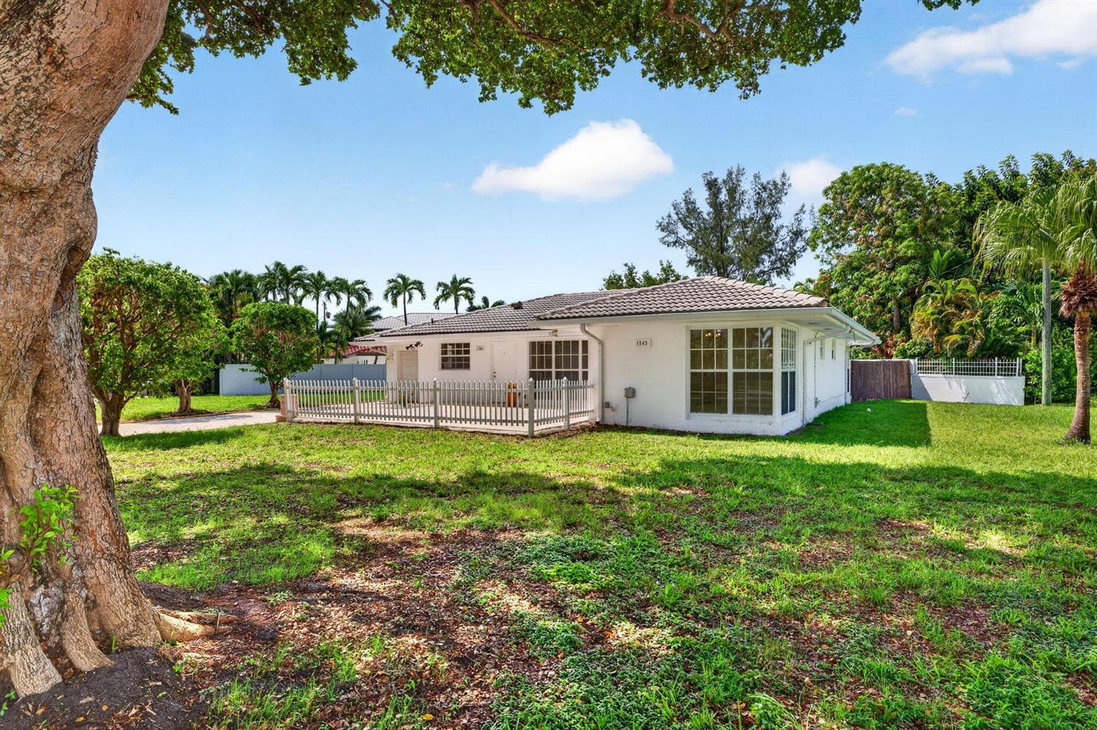 1345 E Terra Mar Drive, Pompano Beach, FL 33062 photo 3