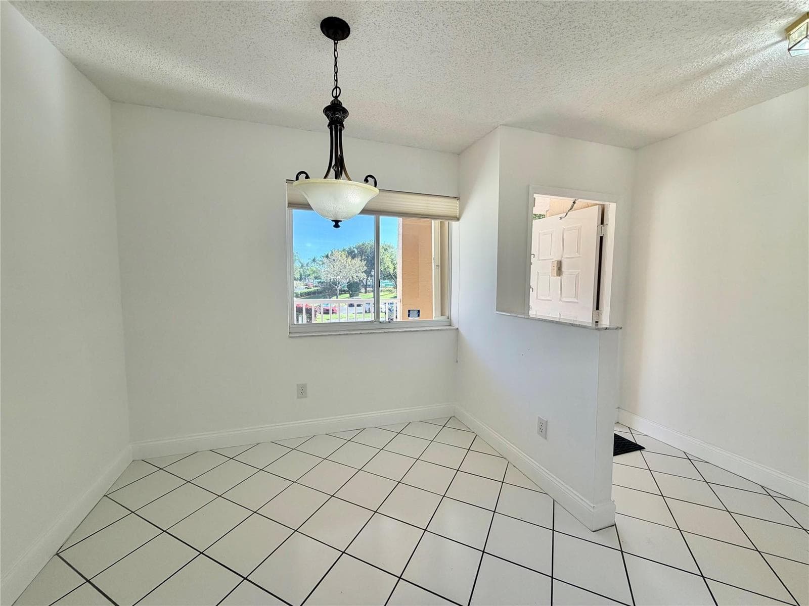 9587 WELDON Circle # B204, Tamarac, FL 33321 photo 10