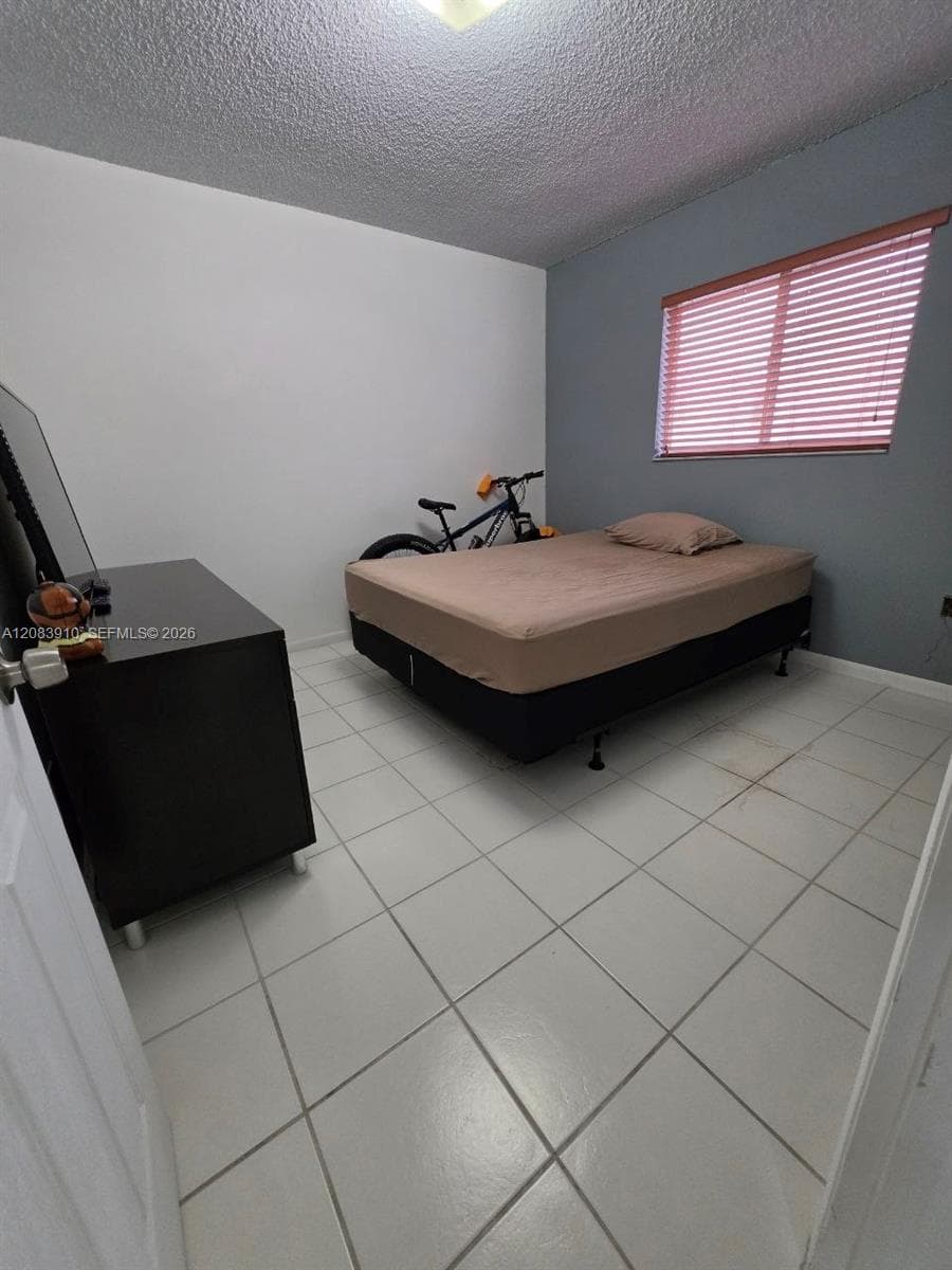 10101 W Okeechobee Rd # 10-202, Hialeah Gardens, FL 33016 photo 11