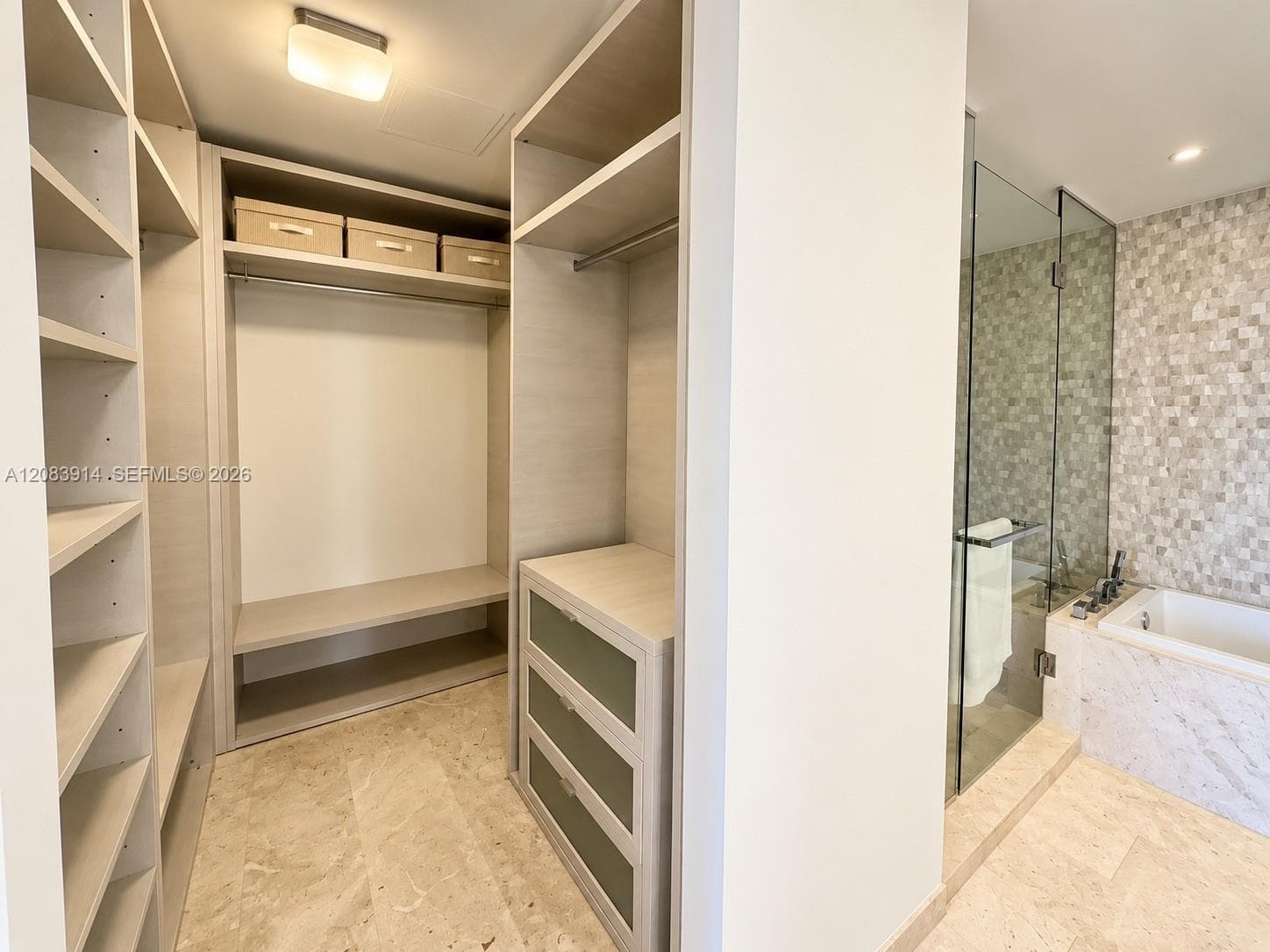88 SW 7th St # 1808, Miami, FL 33130 photo 13