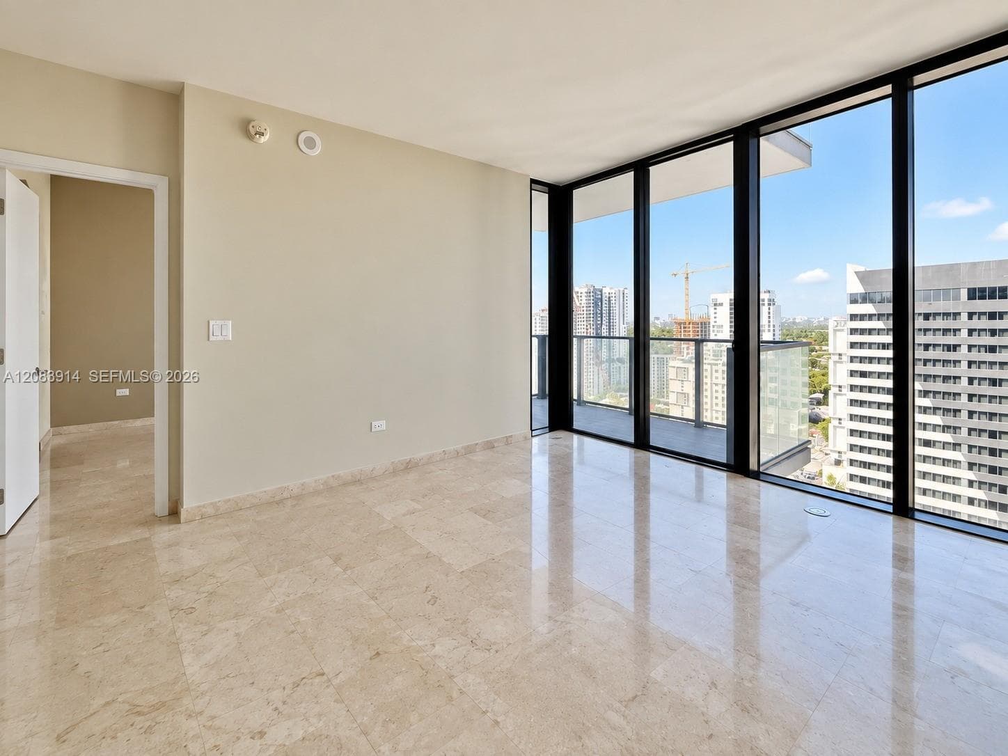 88 SW 7th St # 1808, Miami, FL 33130 photo 5