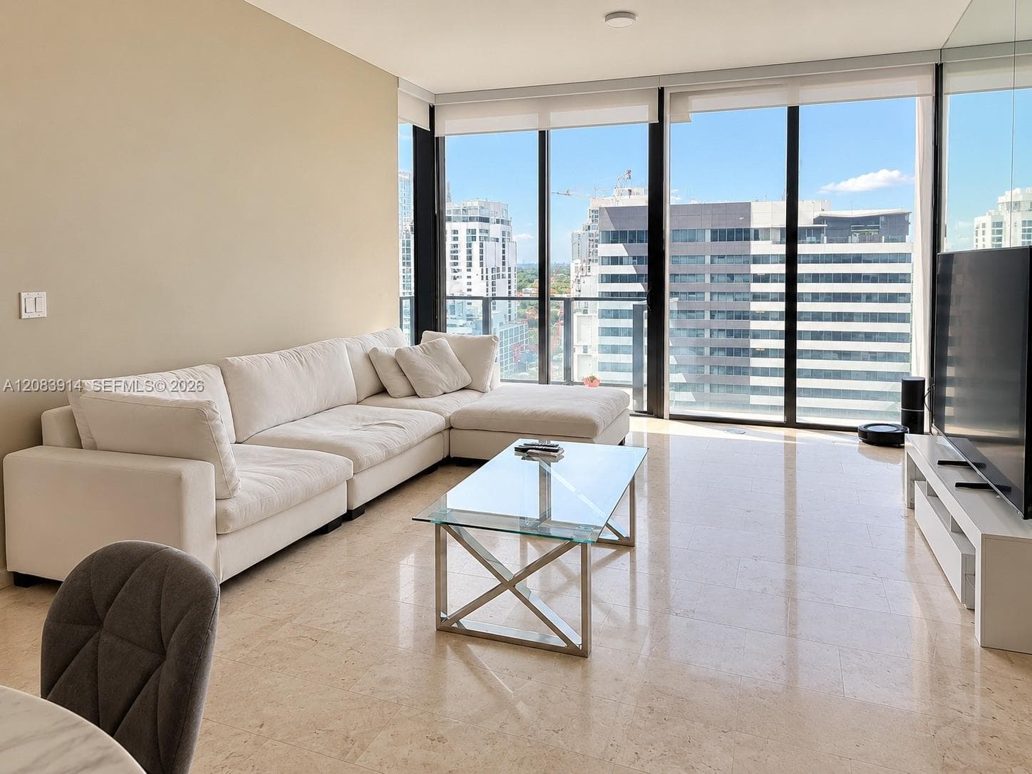 88 SW 7th St # 1808, Miami, FL 33130 photo 4