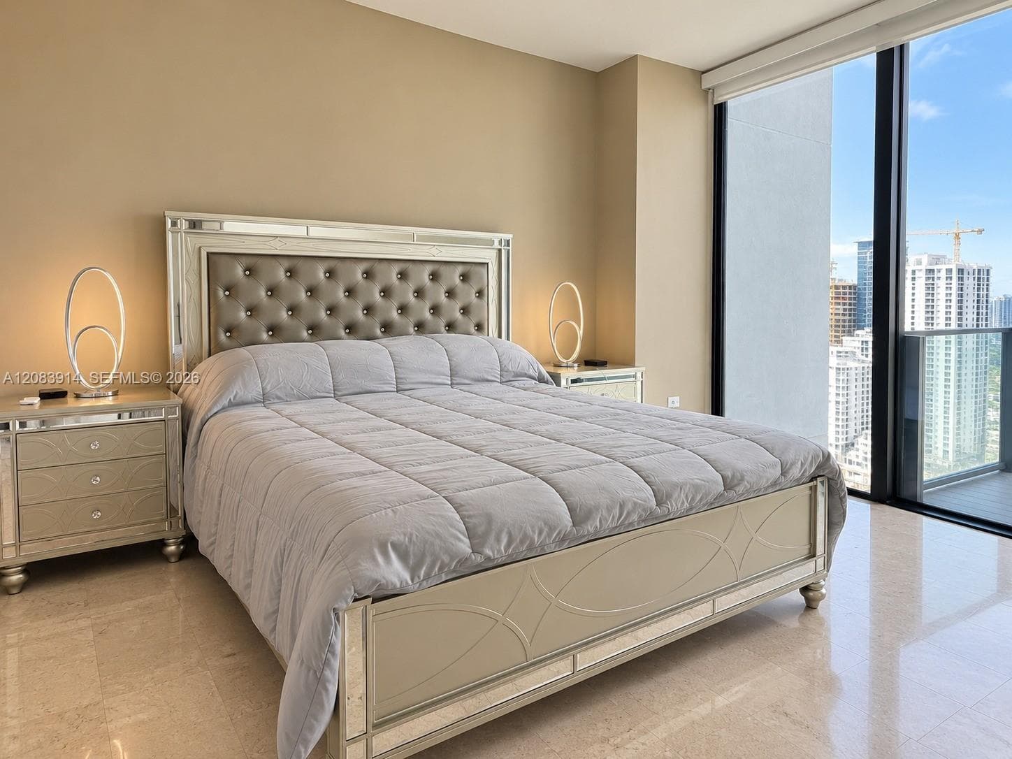 88 SW 7th St # 1808, Miami, FL 33130 photo 8
