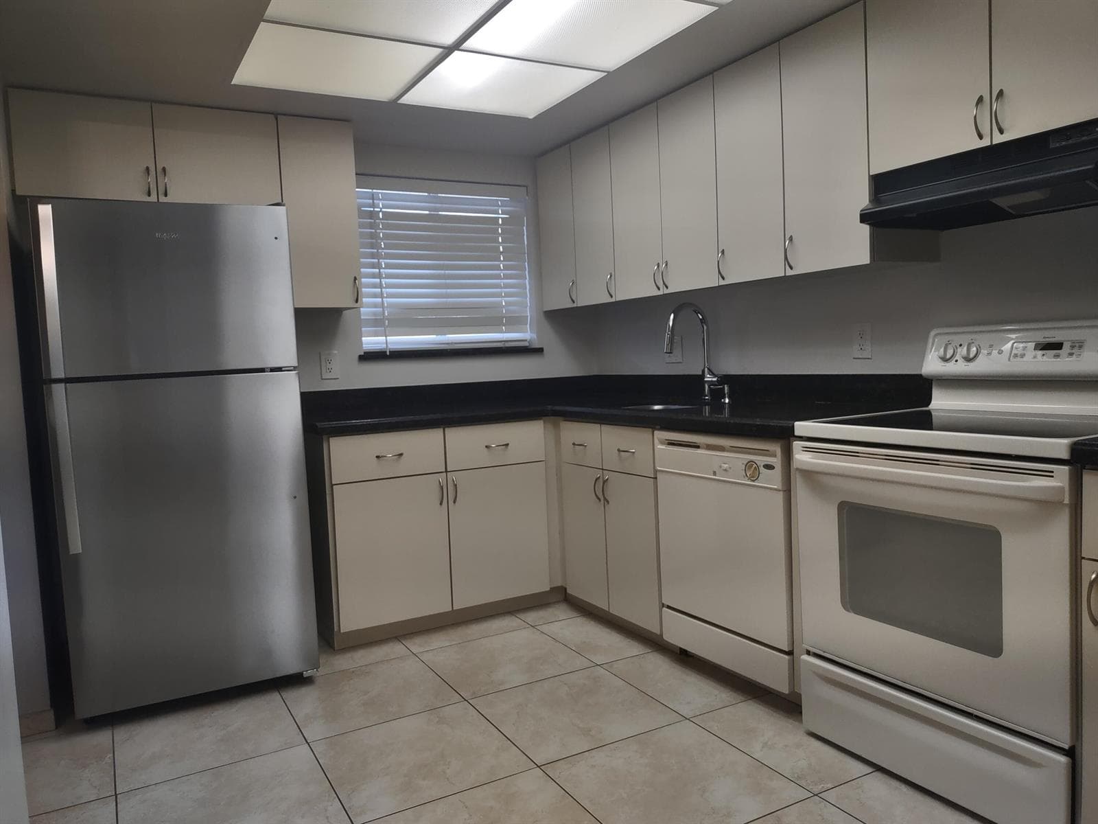 3212 STRAWFLOWER Way # 207, Lake Worth, FL 33467 photo 10