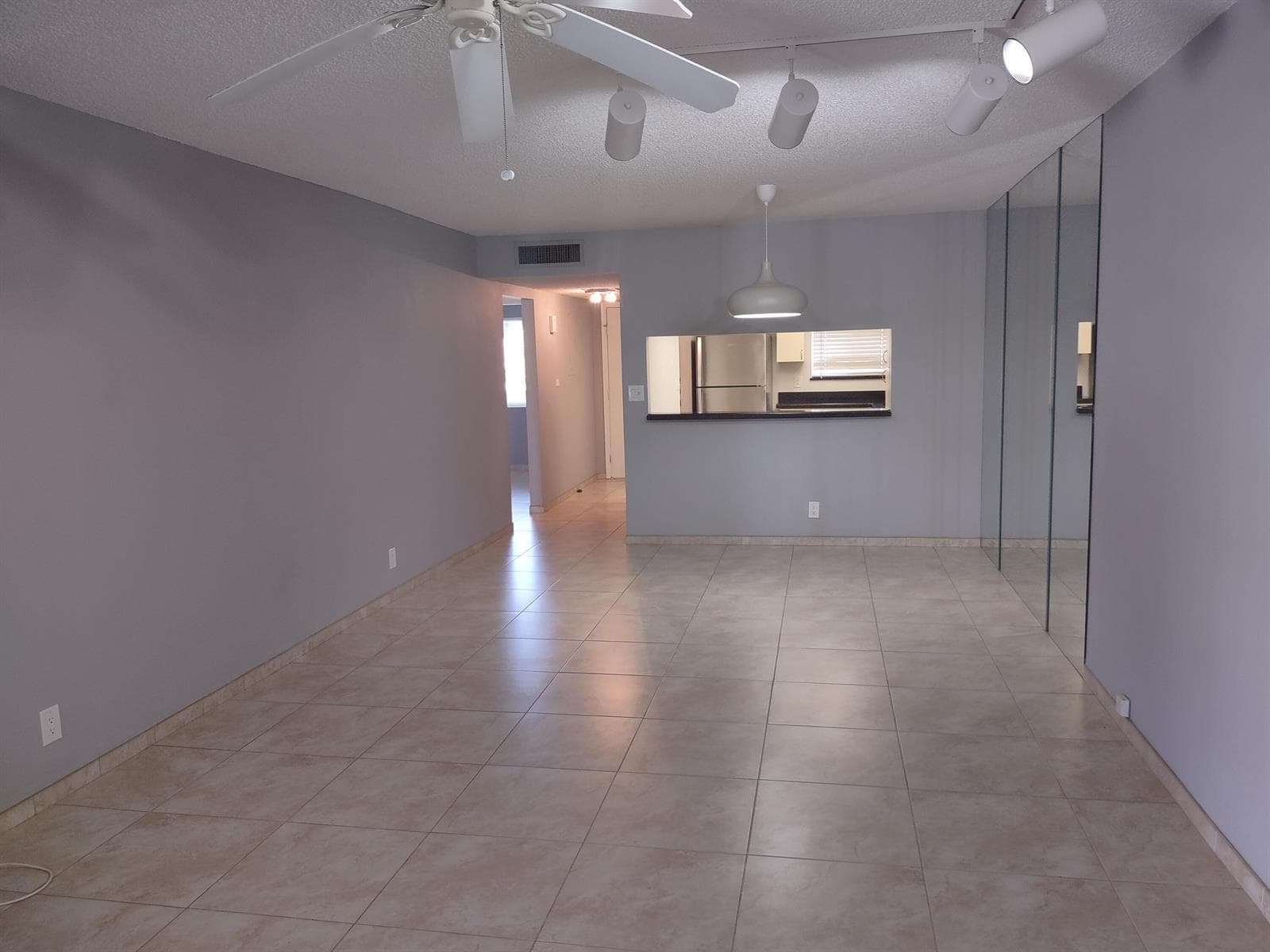 3212 STRAWFLOWER Way # 207, Lake Worth, FL 33467 photo 4
