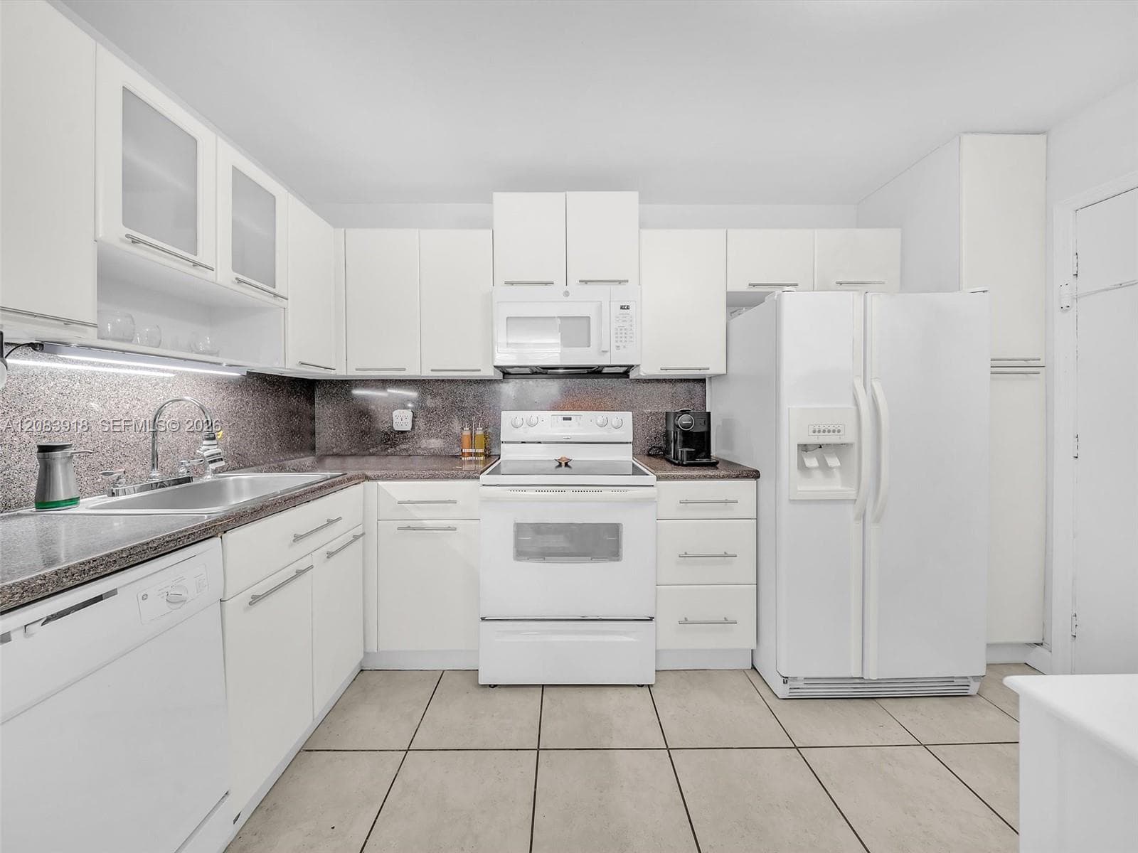 2016 Bay Dr # 203, Miami Beach, FL 33141 photo 9