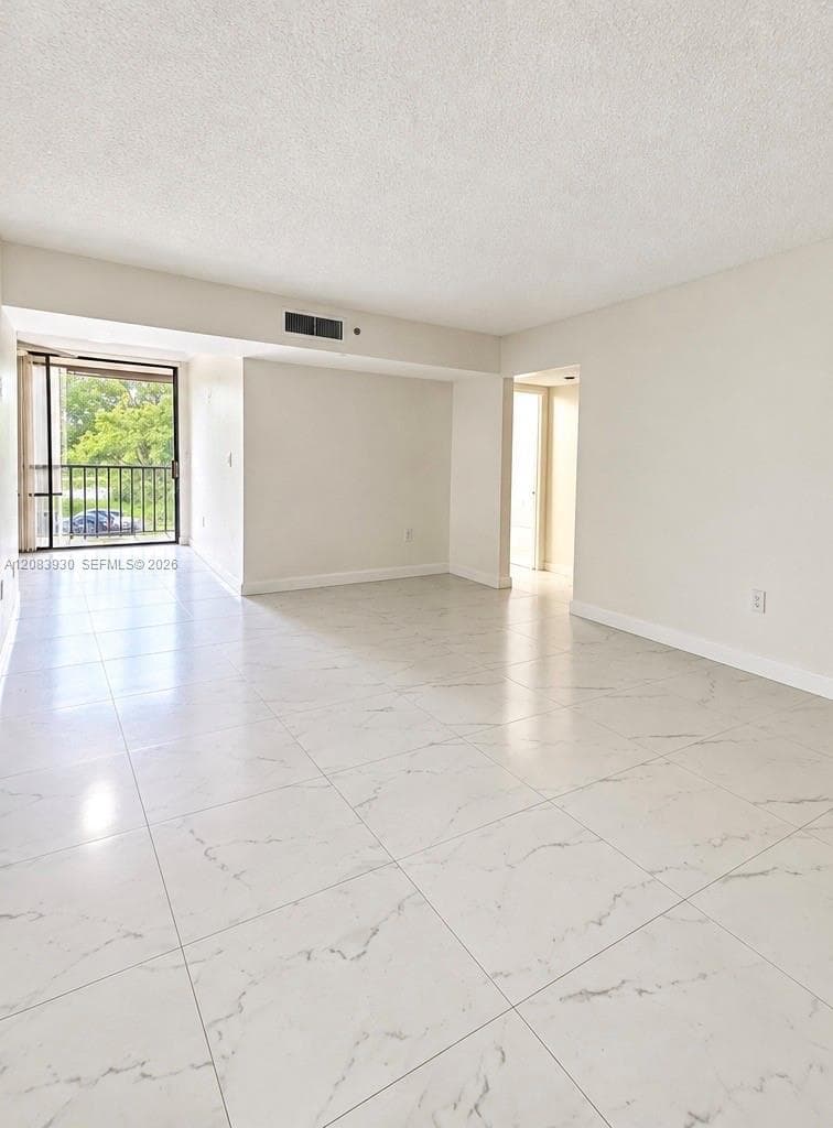 8760 SW 133rd Ave Rd # 302, Miami, FL 33183 photo 2