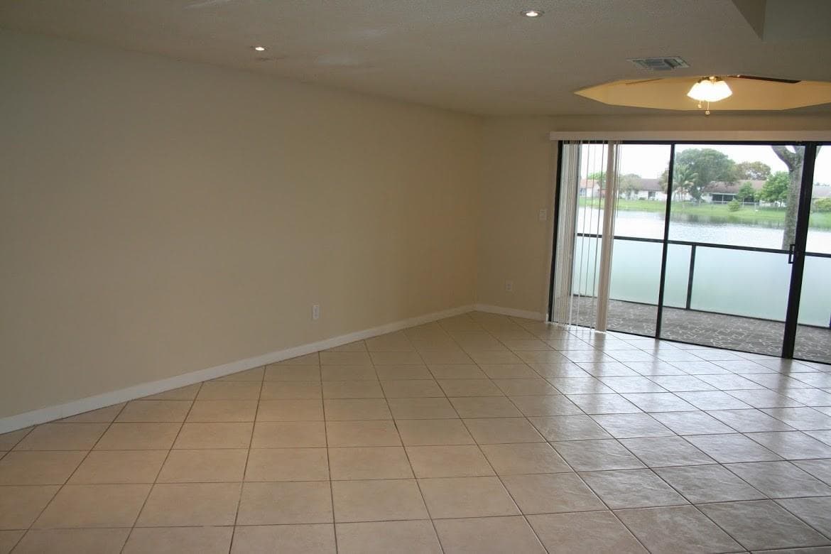 4733 NW 90TH Avenue, Sunrise, FL 33351 photo 4