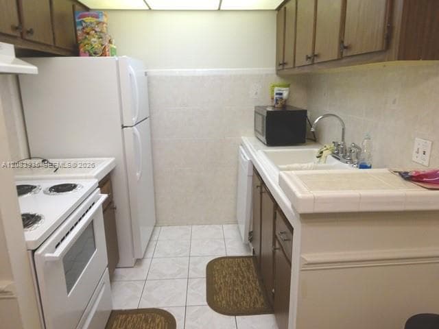 1500 N Congress Ave # B53, West Palm Beach, FL 33401