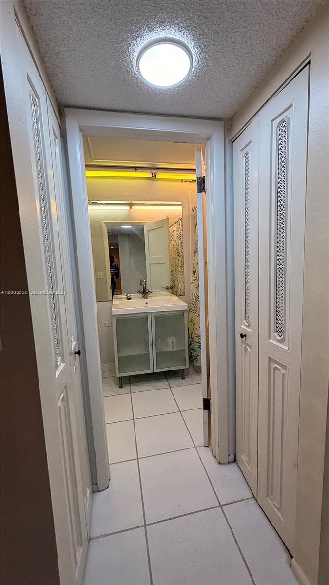 3720 Inverrary Dr # 1W, Lauderhill, FL 33319 photo 9