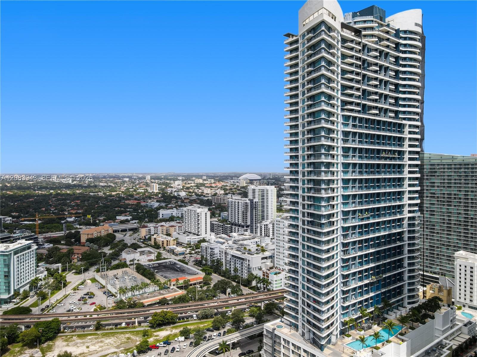 60 SW 13th St # 1422, Miami, FL 33130 photo 3