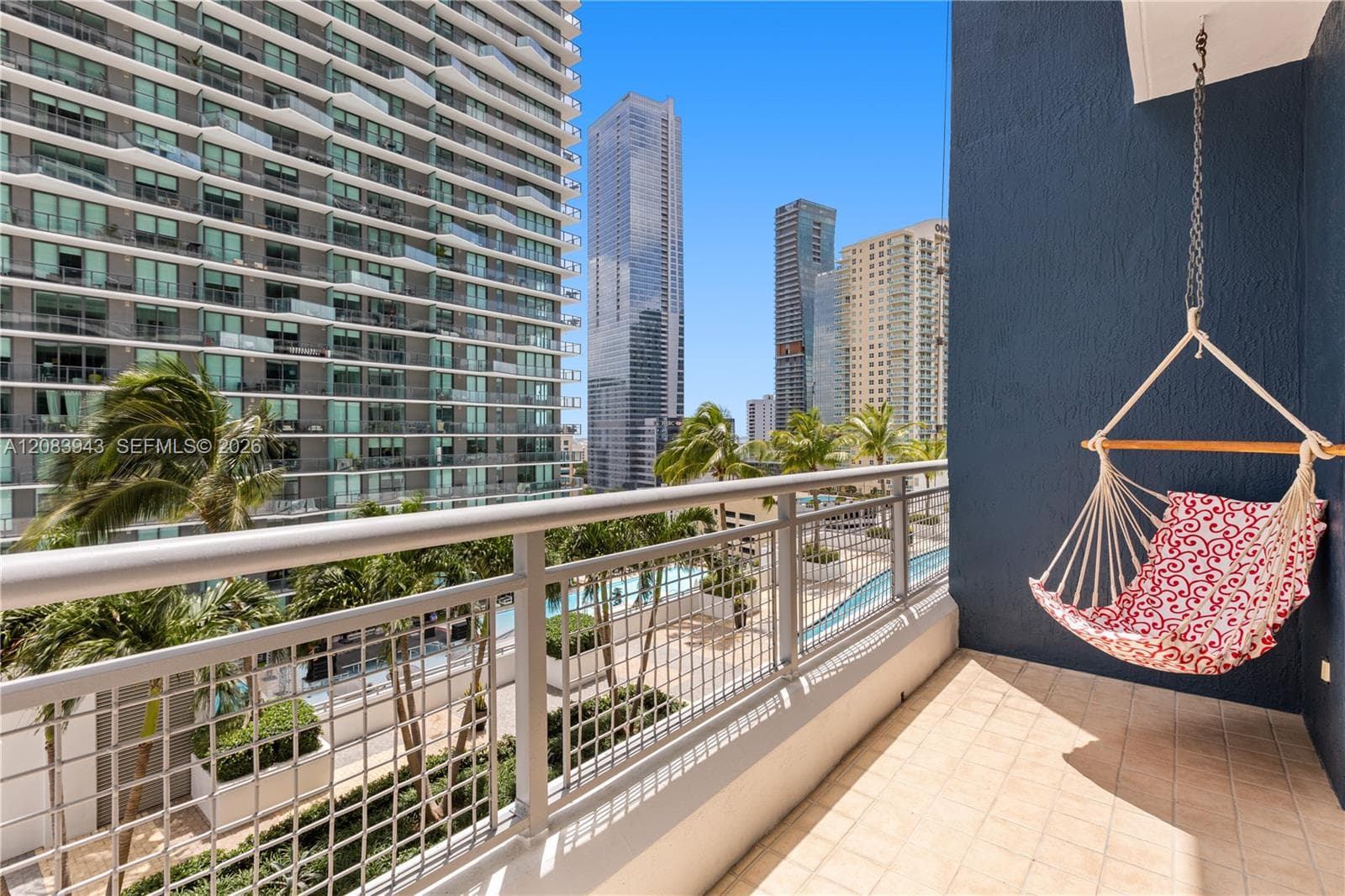 60 SW 13th St # 1422, Miami, FL 33130