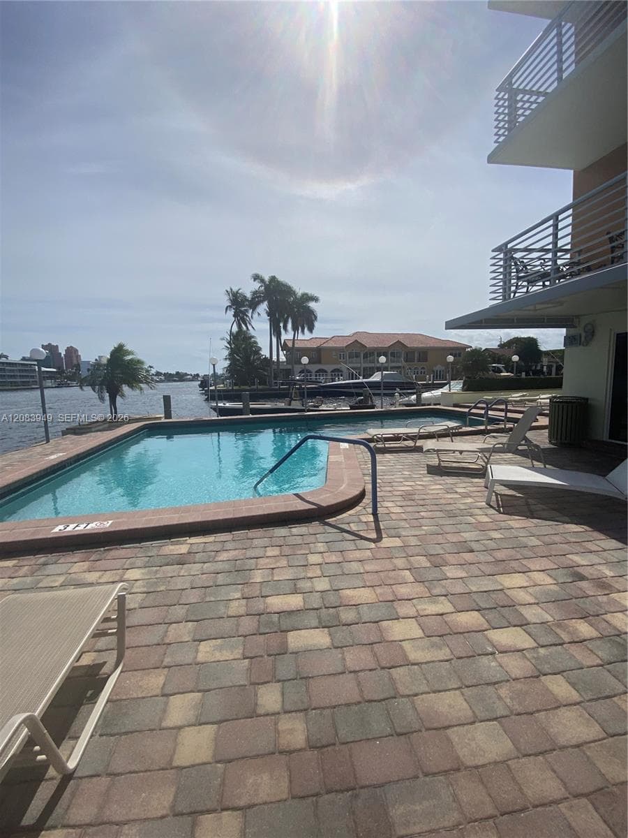 2900 NE 30th St # F2, Fort Lauderdale, FL 33306 photo 8