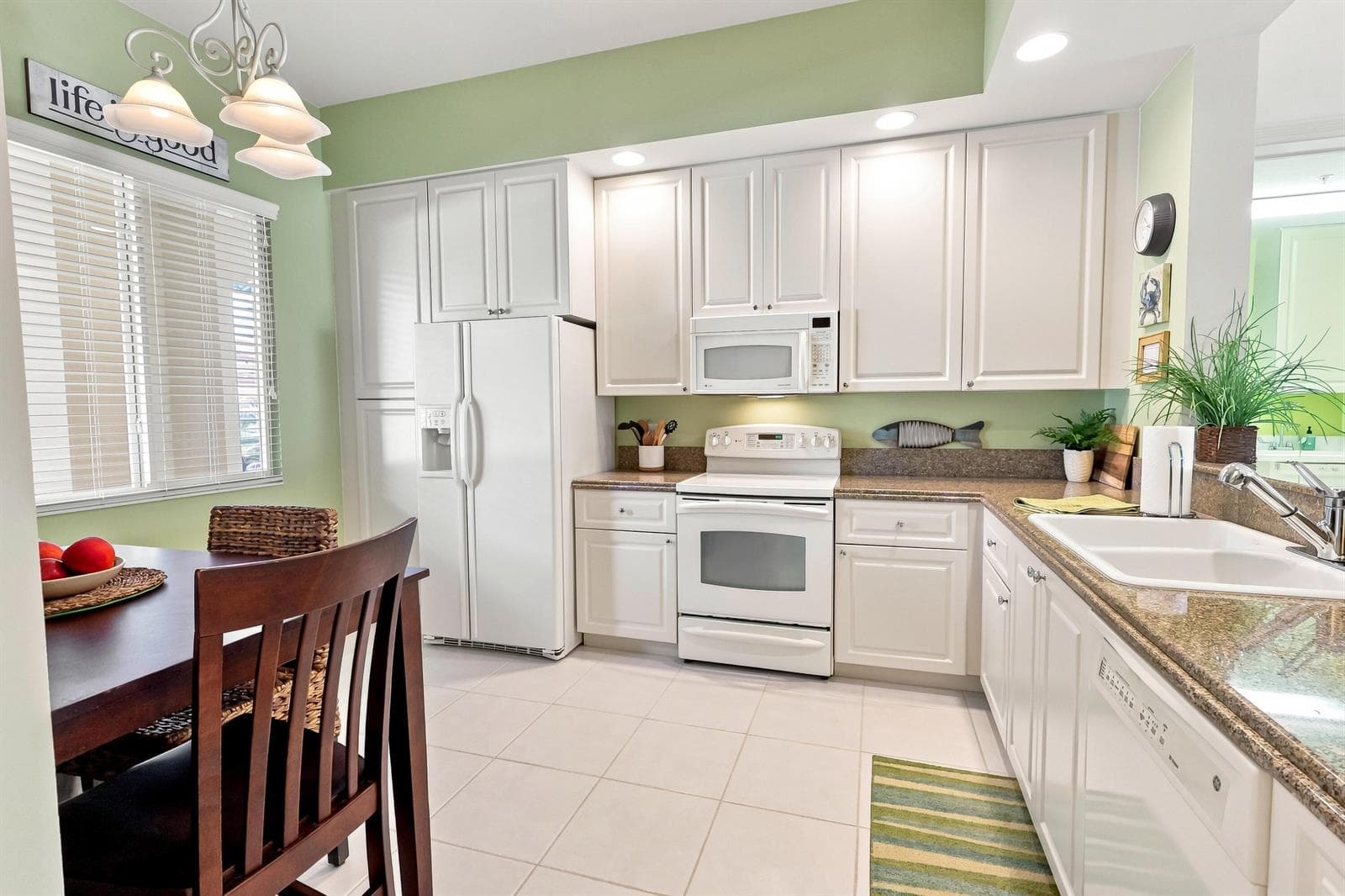 26 HARBOUR ISLE Drive W # 102, Fort Pierce, FL 34949 photo 7